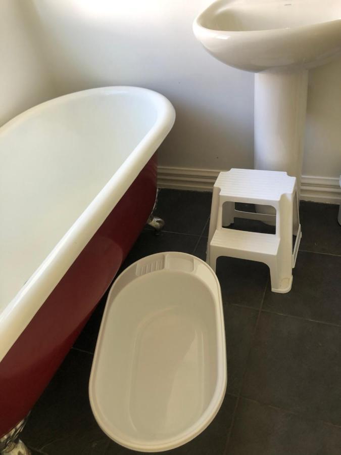 Renwick In The City Nelson, 10Min Walk To City Centre, Full Kitchen, Fast Fibre Wifi, Drive 13Min To Airport, 5Min To Hospital, Quiet Street, Dog Friendly Экстерьер фото