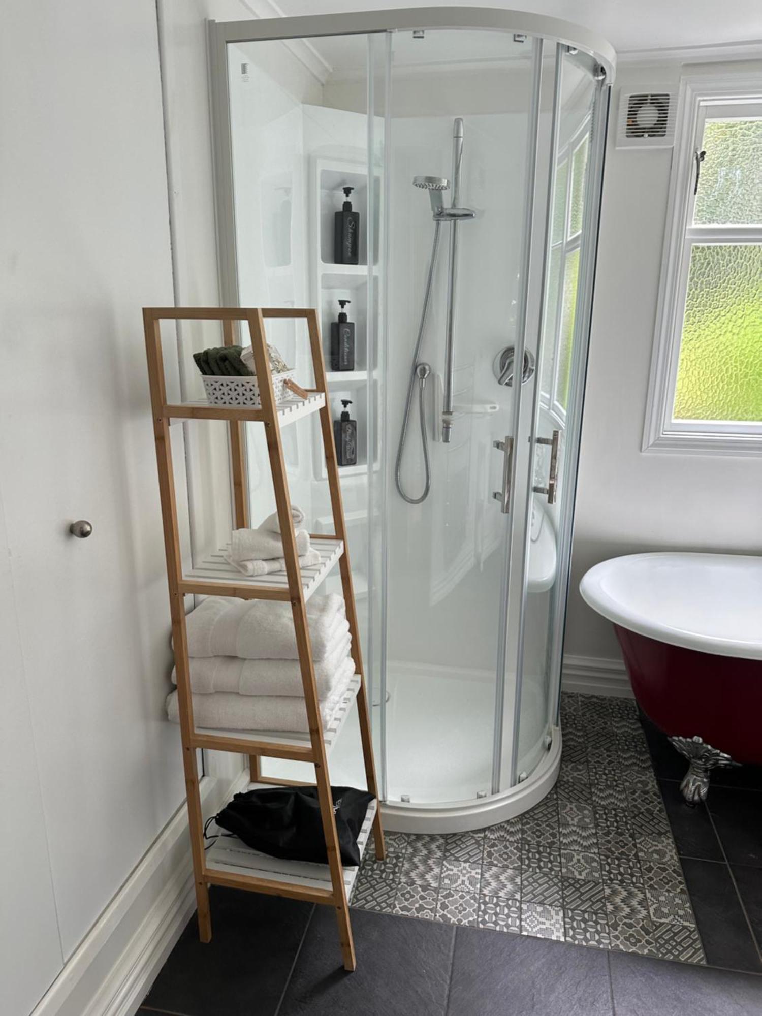 Renwick In The City Nelson, 10Min Walk To City Centre, Full Kitchen, Fast Fibre Wifi, Drive 13Min To Airport, 5Min To Hospital, Quiet Street, Dog Friendly Экстерьер фото