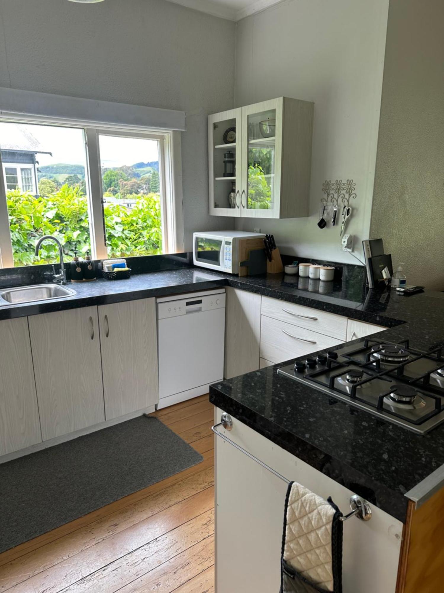 Renwick In The City Nelson, 10Min Walk To City Centre, Full Kitchen, Fast Fibre Wifi, Drive 13Min To Airport, 5Min To Hospital, Quiet Street, Dog Friendly Экстерьер фото